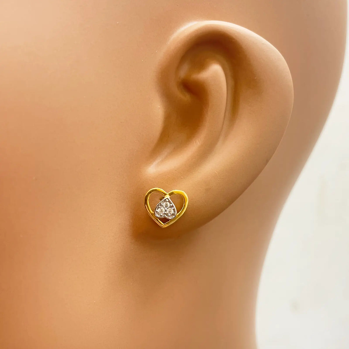 22ct Gold Heart Cubic Zirconia Stud Earrings High Polished - 9x8mm