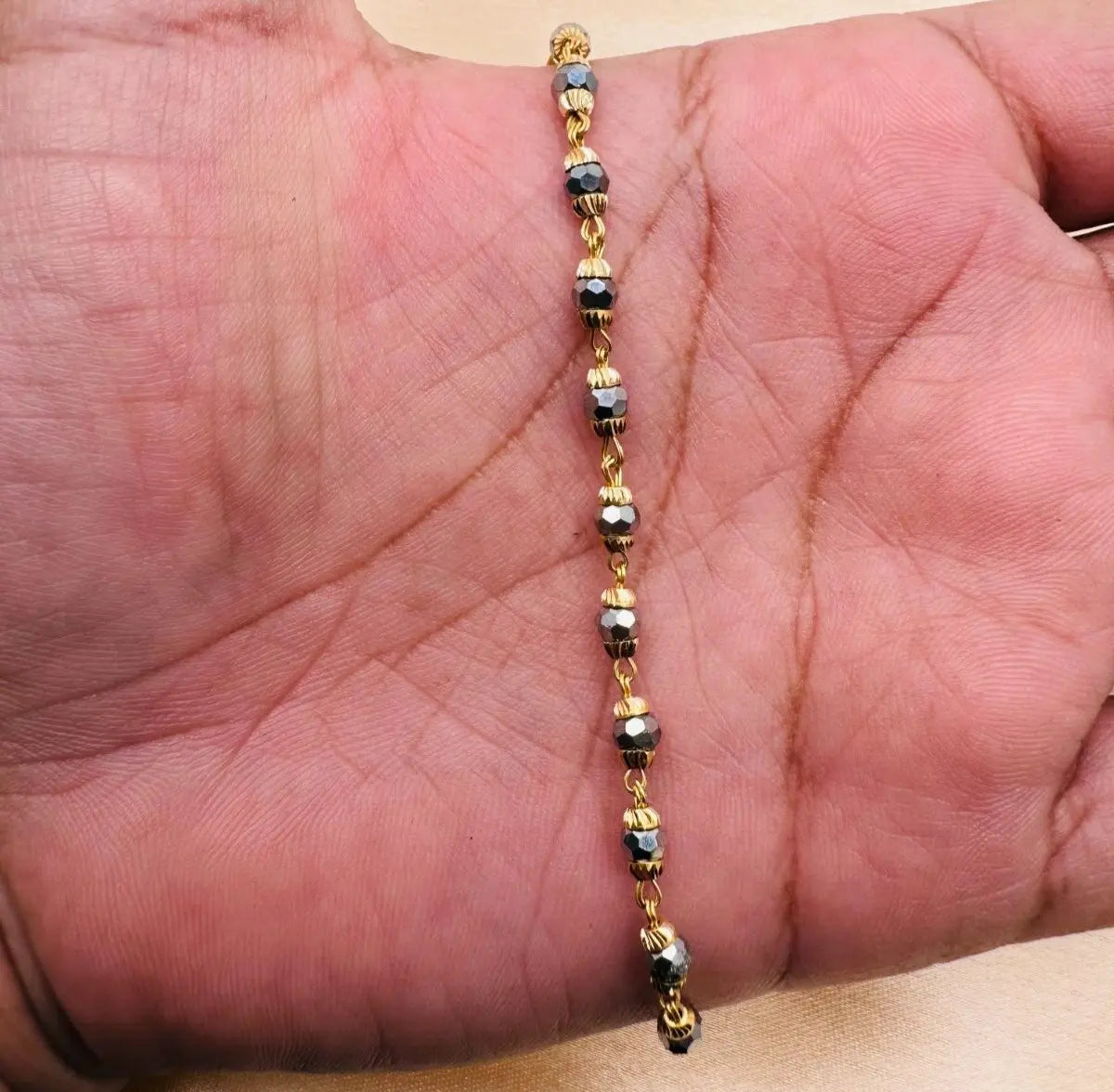 22ct Yellow Gold Baby Bracelet Black & Gold Beads (Maniya / Manka / Nazariya)