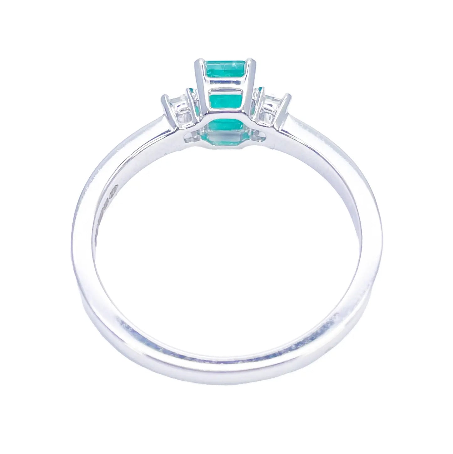 18ct Gold Emerald Diamond Ring Natural Baguette & Emerald Cut 0.75ct  Diamond Ring