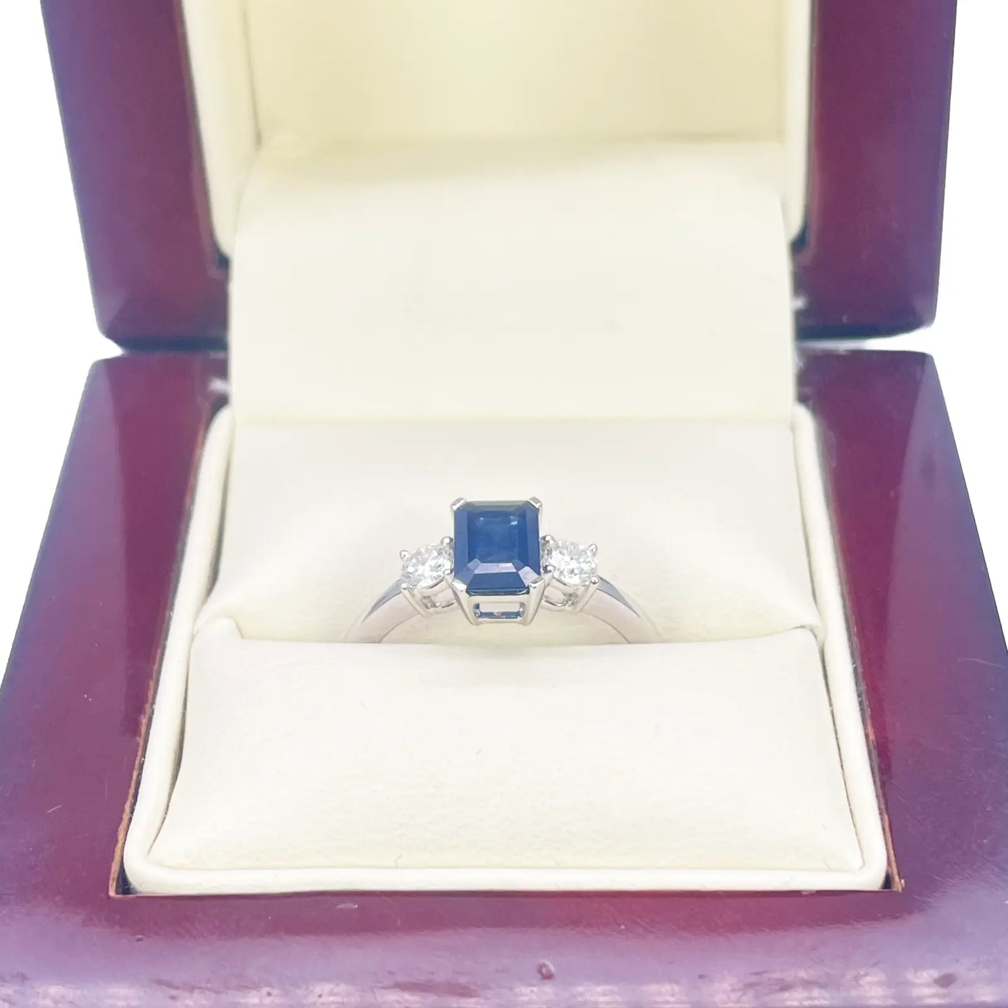 18ct Gold Sapphire Diamond Ring Natural Round & Emerald Cut Three-Stone 1.47ct  Diamond Ring