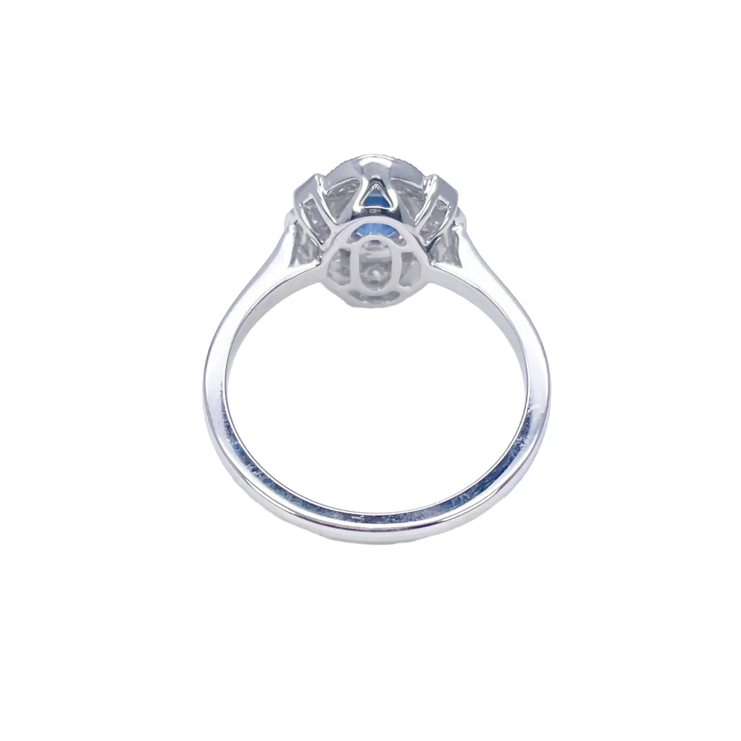 18ct White Gold Oval Blue Sapphire & Diamond Cluster Milgrain Ring 0.65ct  Diamond Ring