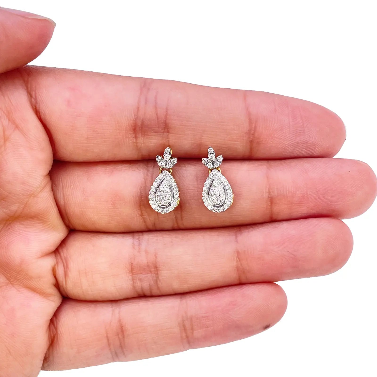 18ct Yellow Gold Diamond Pear Cluster Pineapple Drop Earrings 0.30ct  Diamond Earrings