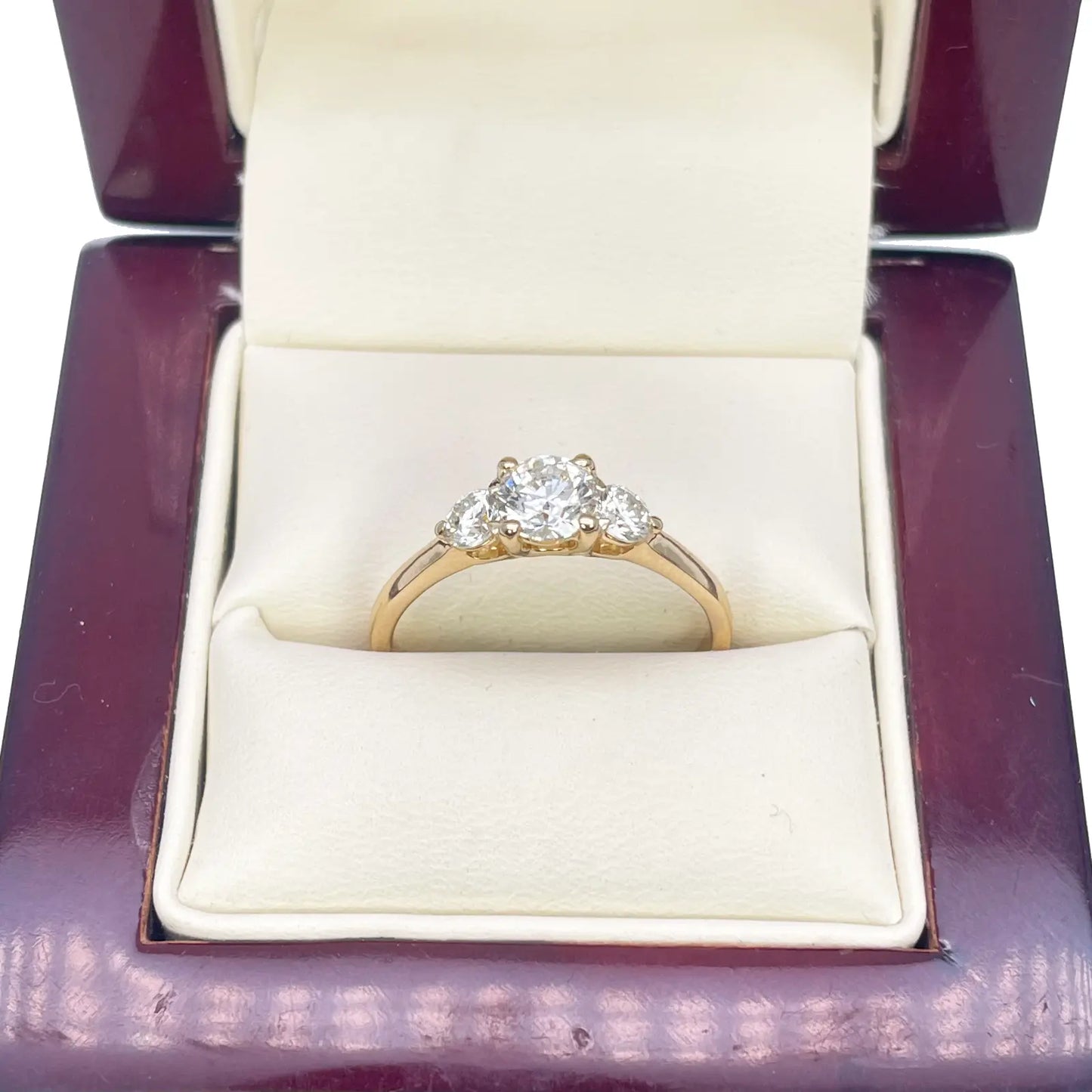 18ct Yellow Gold Natural 3 Stone Diamond Engagement Ring 0.80ct GIA  Diamond Ring