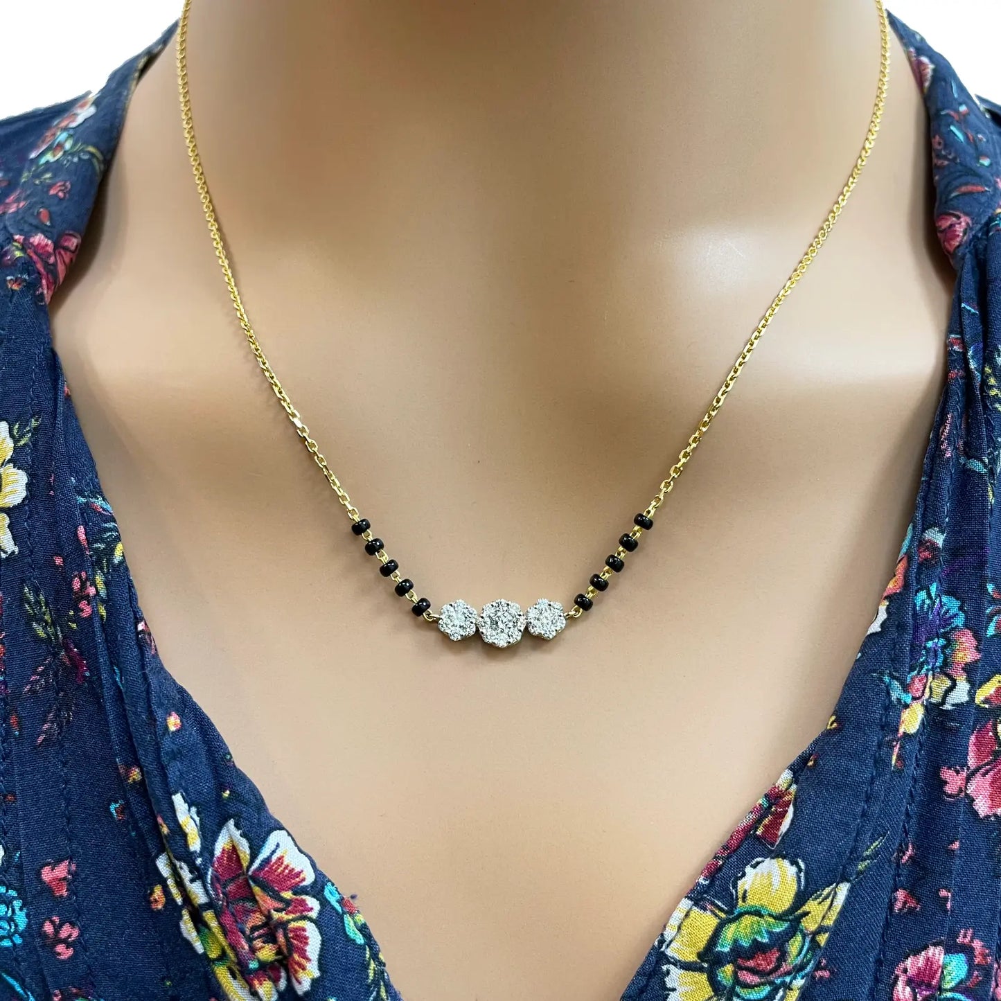 18ct Yellow Gold Natural Diamond 0.57ct Floral Pendant Mangalsutra Necklace Hallmarked  Mangalsutra Chains