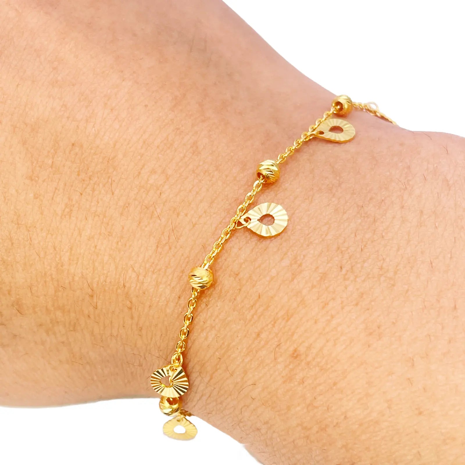 22ct Gold Circle Charm Drop & Diamond Cut Bead Cable Chain Bracelet 7 Inches  Gold Bracelets