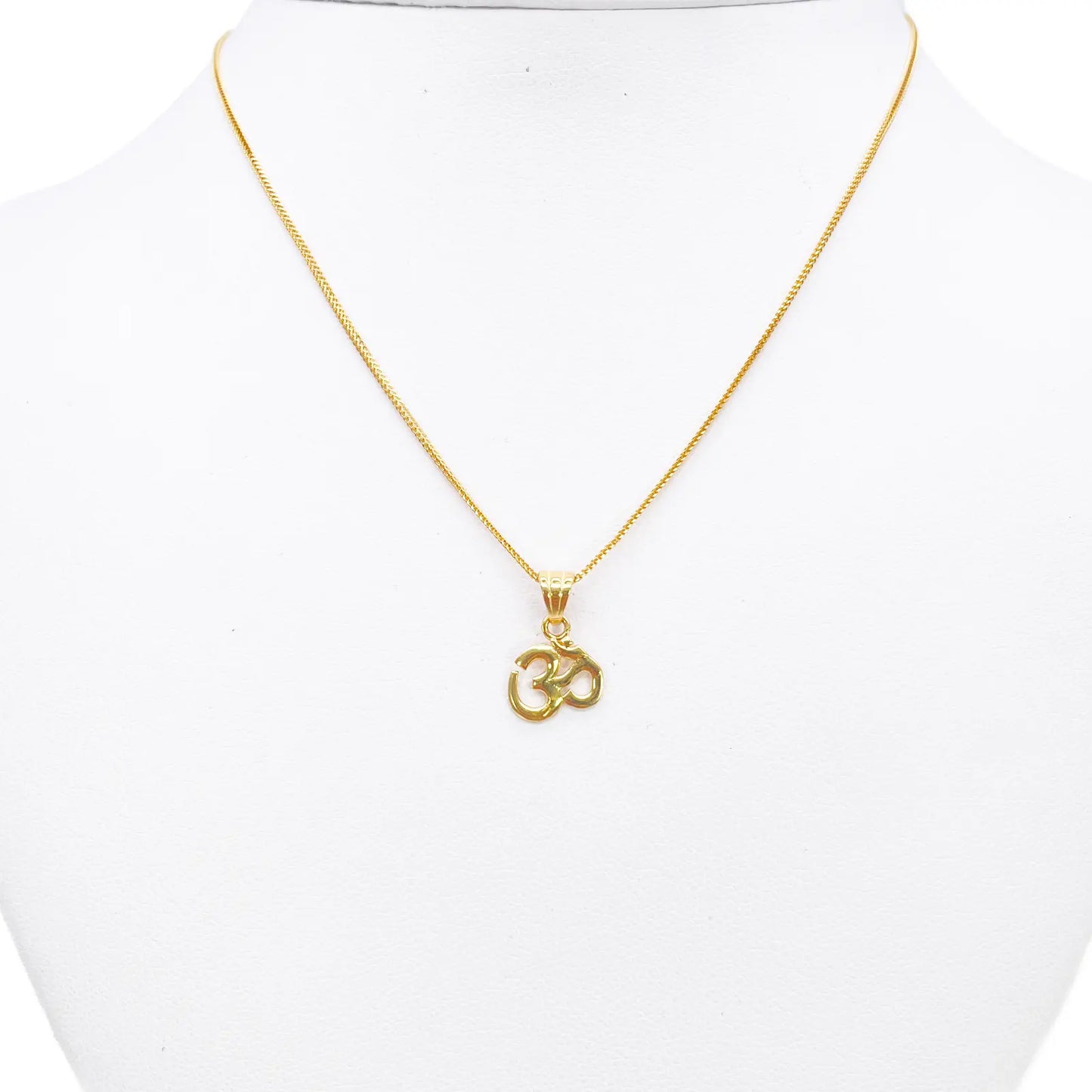 22ct Gold Classic Om Pendant High Polished Small 14x9.4mm 