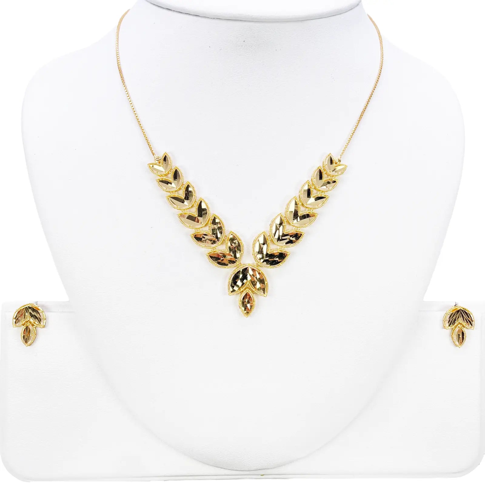 22ct Gold Diamond-Cut Milgrain Graduating Leaf Necklace and Earring Set  Gold Necklace