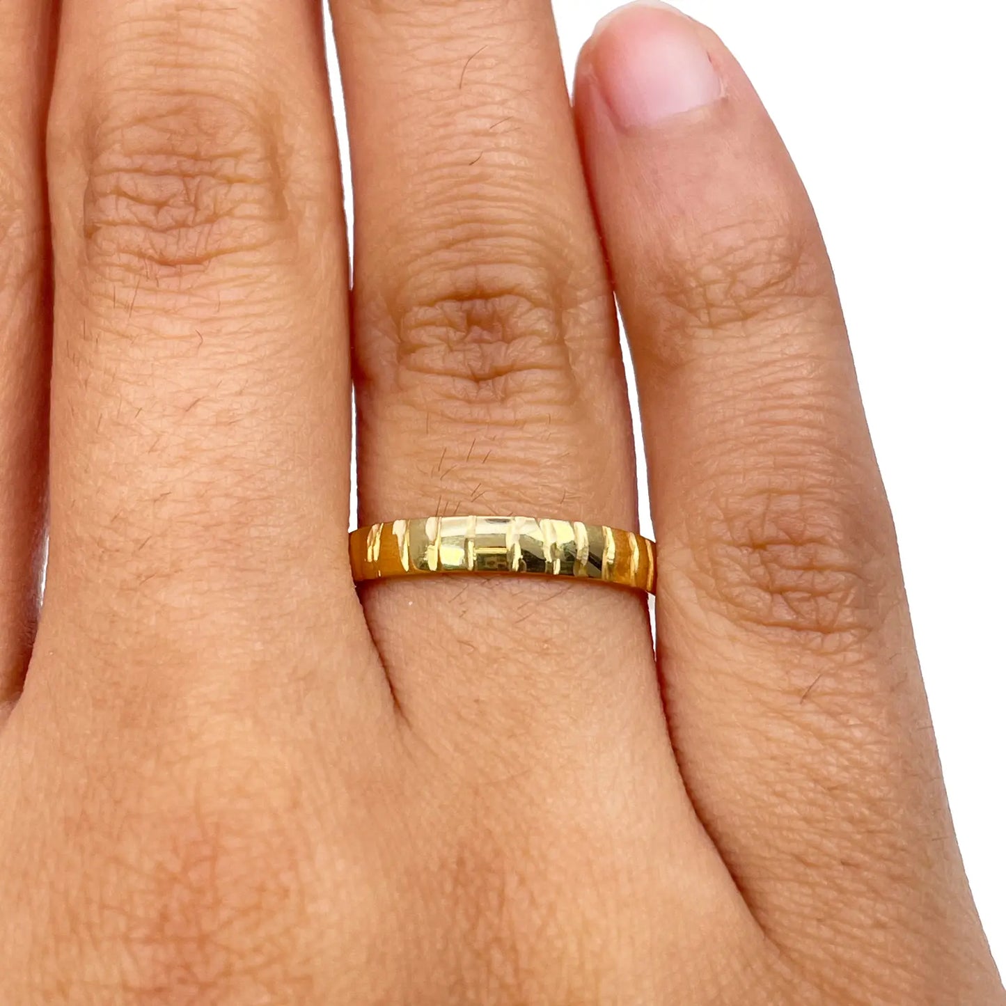 22ct Yellow Gold High Polished & Diamond Cut Stripes Women's Band 3mm  Diamond Bracelets