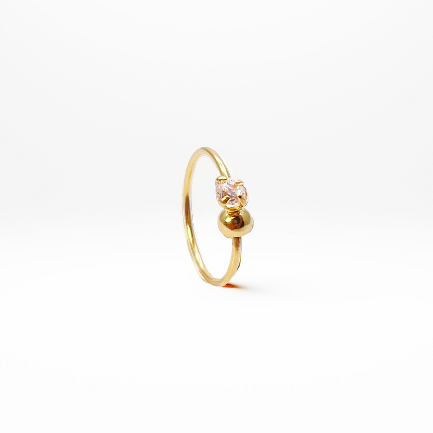 22 Karat Gelbgold wunderschöner, kleiner Huggie Nasenpiercing Ring 8,8mm