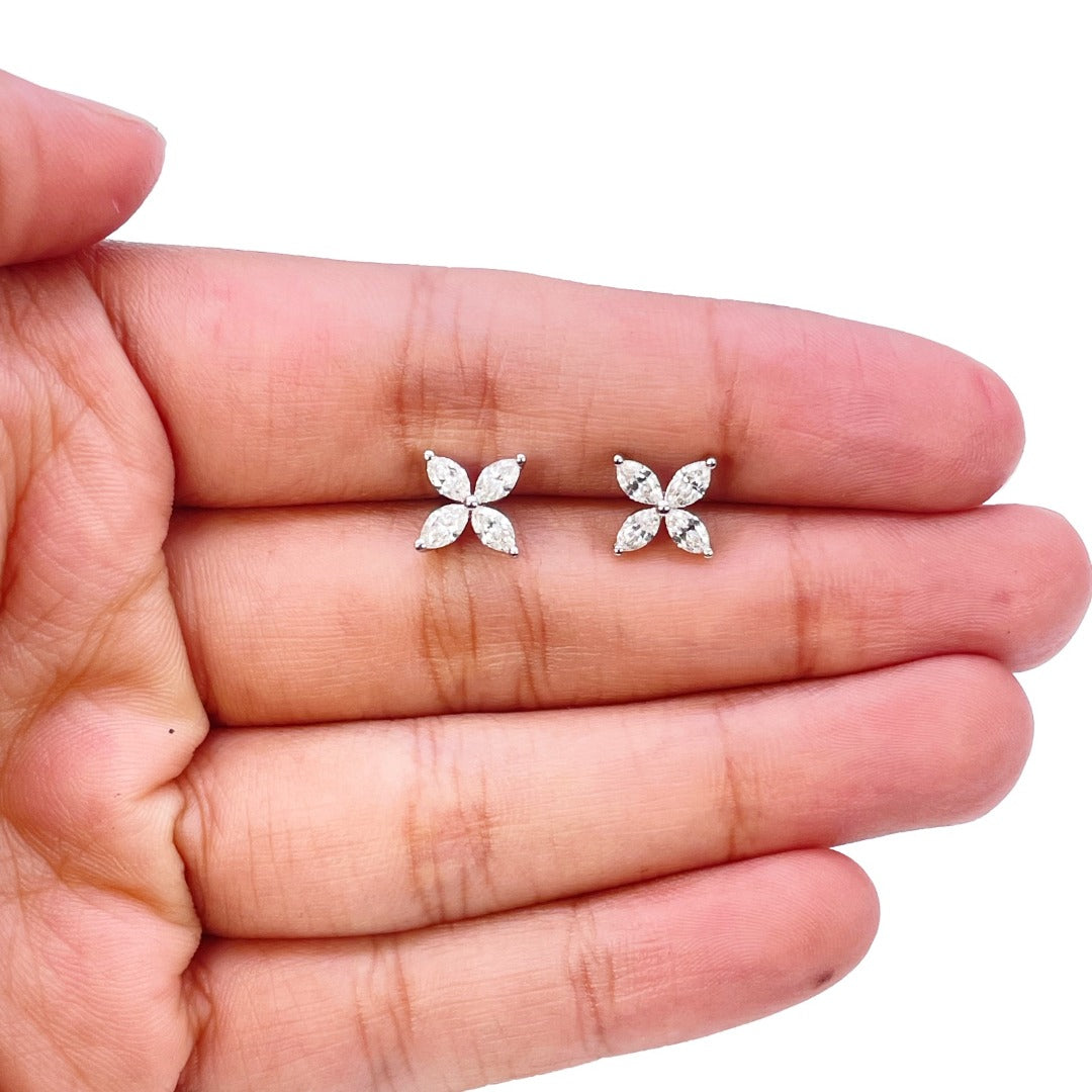 18 Karat Weißgold Marquise-Diamant vierblättrige Blumen-Ohrstecker 0,75 Karat