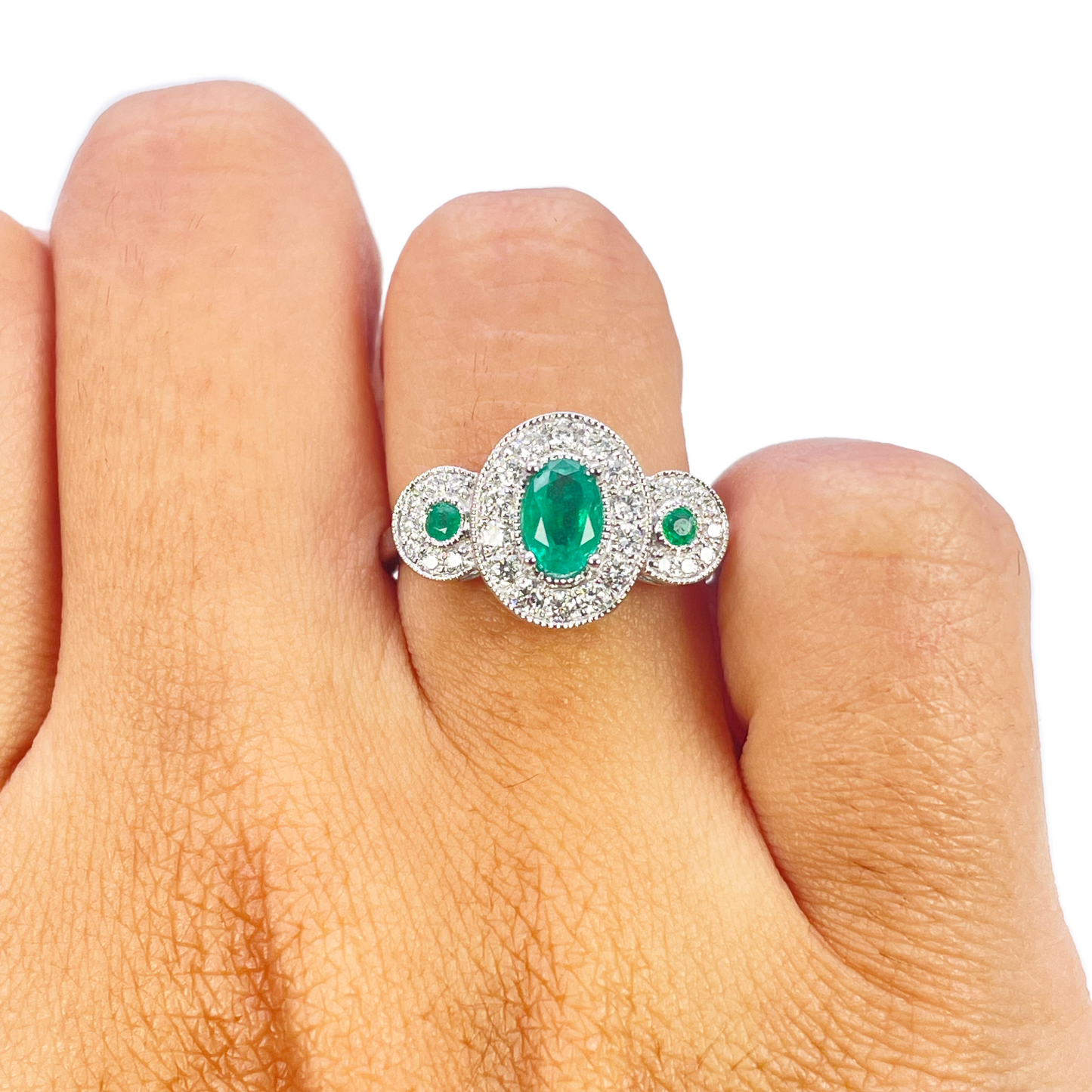 18ct Gold Natural Emerald Diamond Ring Round & Oval Cut 0.80ct
