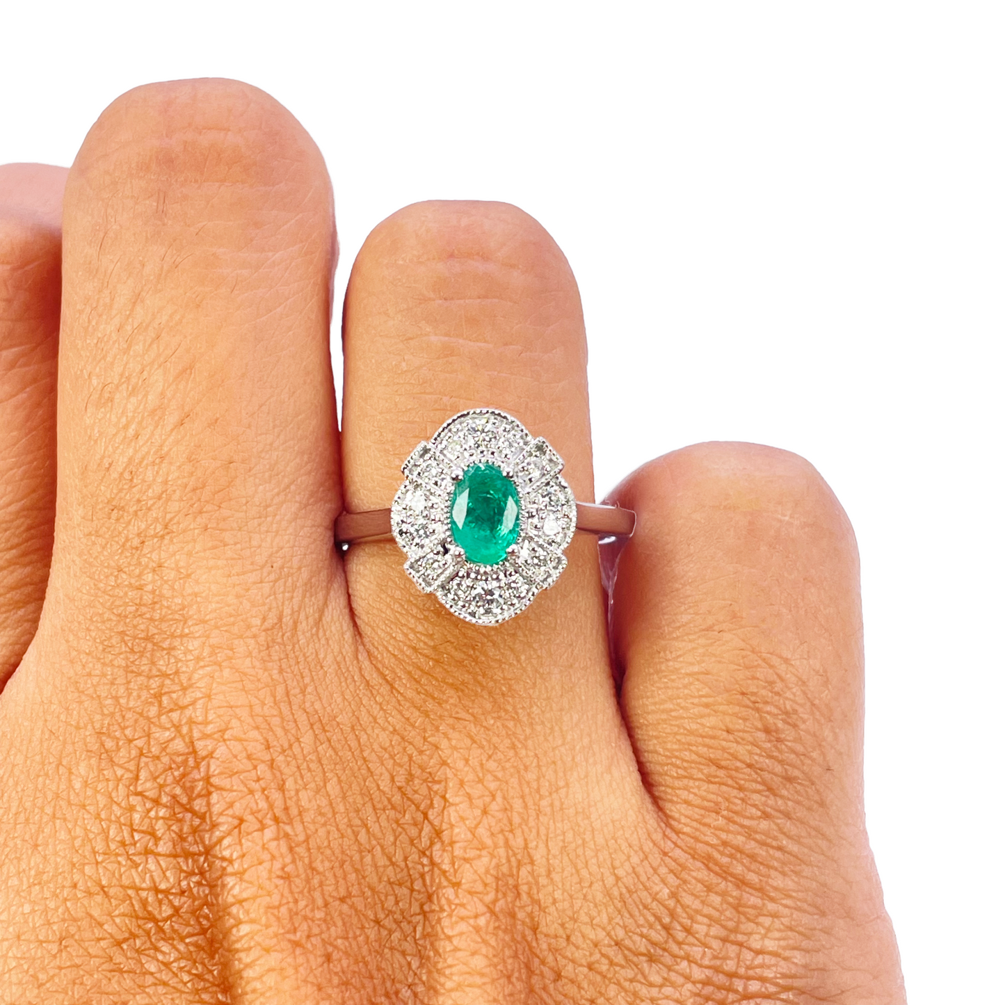 18 Karat Gold Natur Smaragd Diamant Halo Ring Rund & Oval Schliff 0,65 Karat