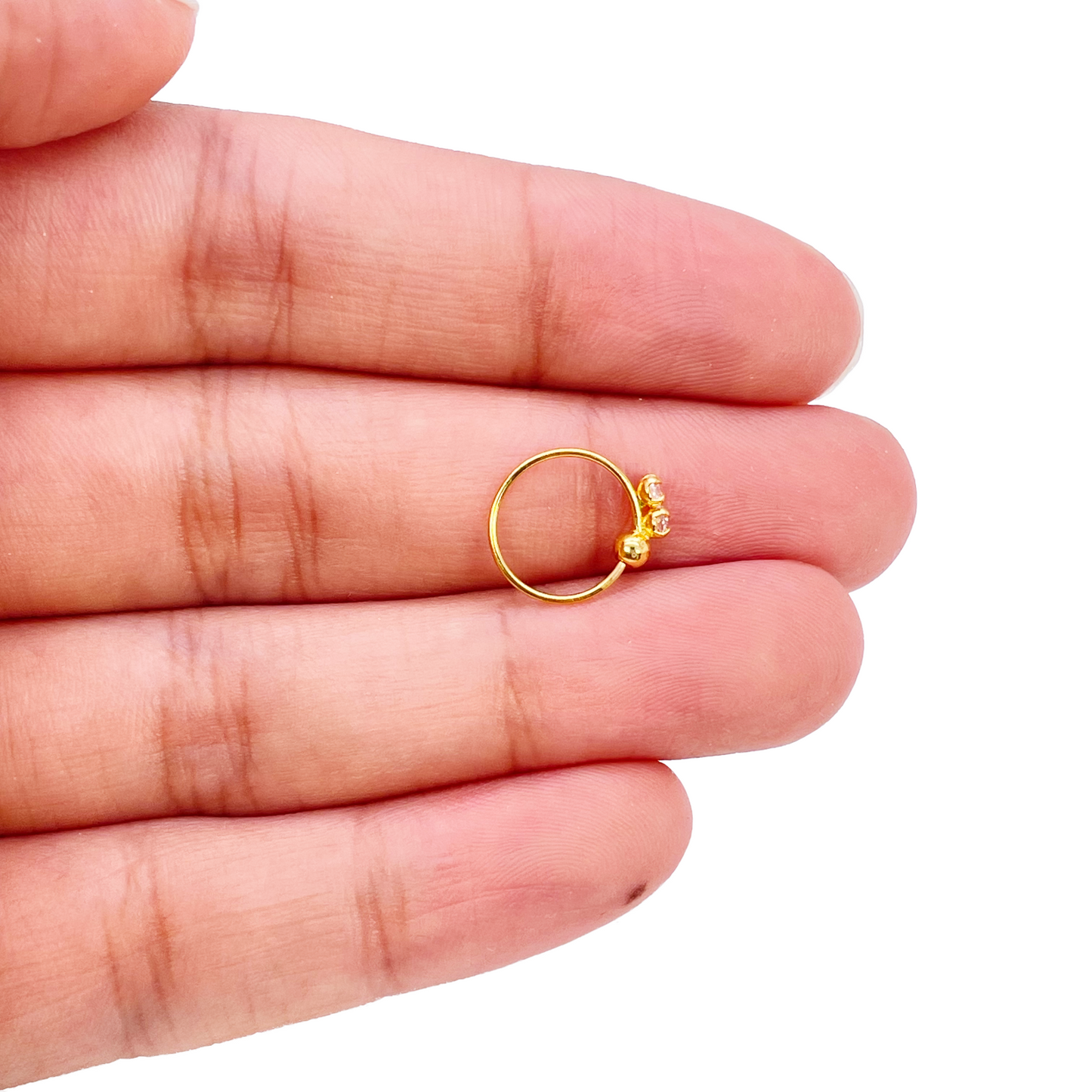 22 Karat Gelbgold wunderschöner, kleiner Huggie Nasenring, 9 mm