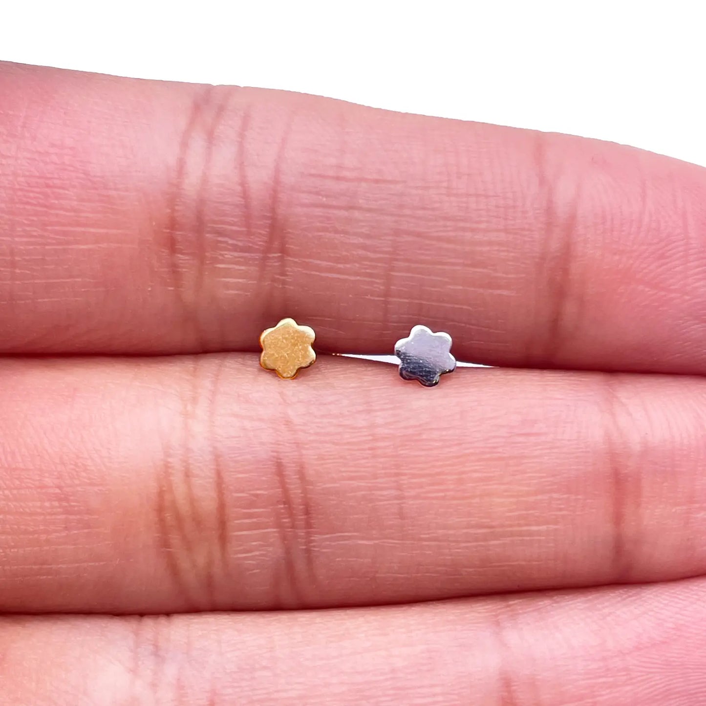 18ct White Gold Diamond Children's Earrings 0.06ct Child friendly safe & secure 